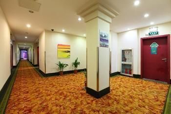 Greentree Jiangpu Business Hotel 3*