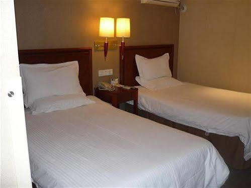 Greentree Jiangpu Business Hotel