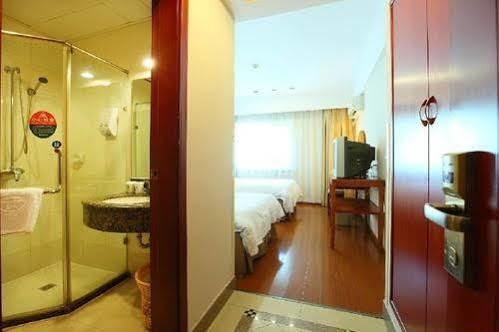 Greentree Jiangpu Business 3* Shanghai